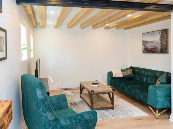 Cozy Cottage Style House Kitchener Eksteriør billede